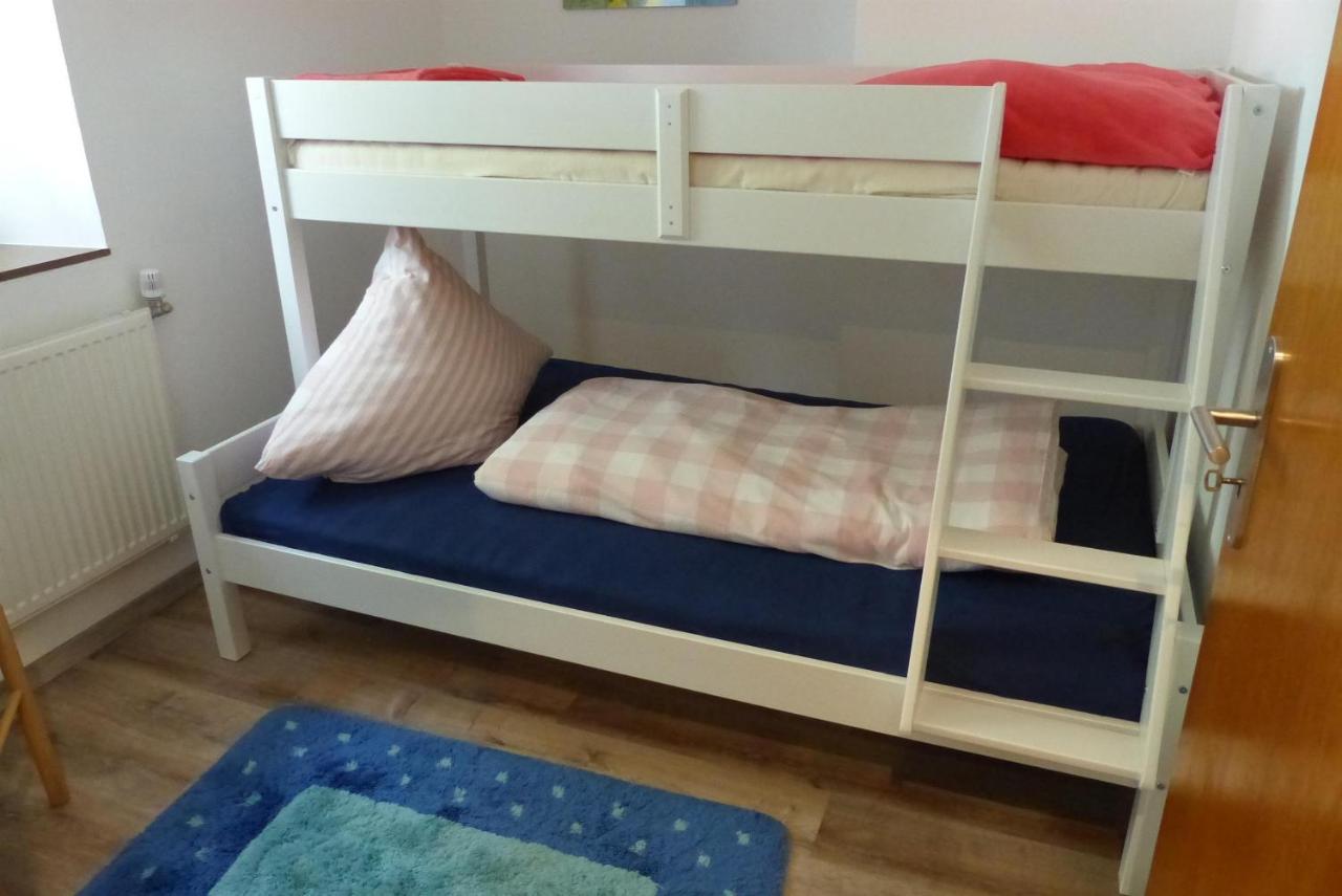 Ferienwohnung Huegelhaus Plutscheid Екстер'єр фото