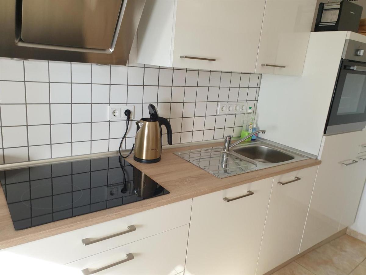 Ferienwohnung Huegelhaus Plutscheid Екстер'єр фото